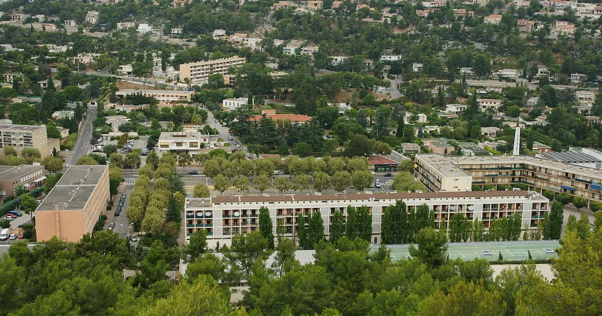 Carnoux-en-Provence : 3.3 % de passoires énergétiques, le détail par étiquette — Carnoux-en-Provence